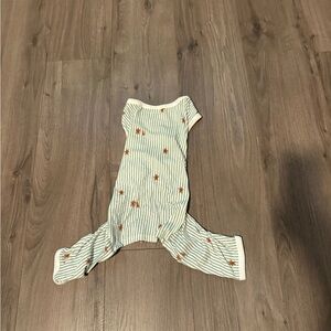 Target Wondershop dog Christmas pajamas size medium gingerbread green & white